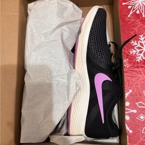 Nike Women's Black and Pink Sneakers
